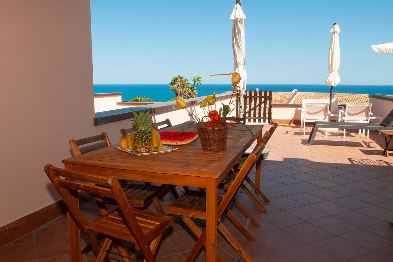 Sunnyhomecefalu39 Exteriör bild