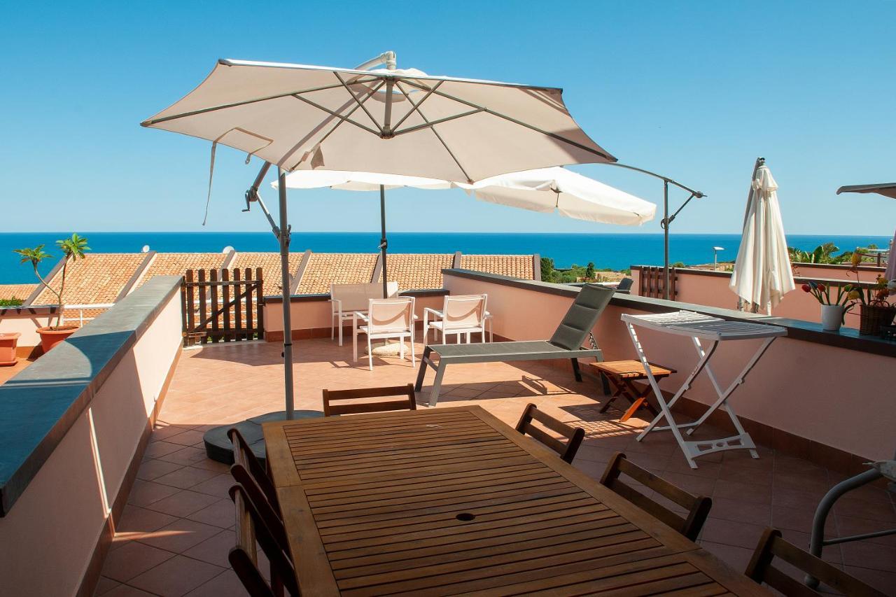 Sunnyhomecefalu39 Exteriör bild