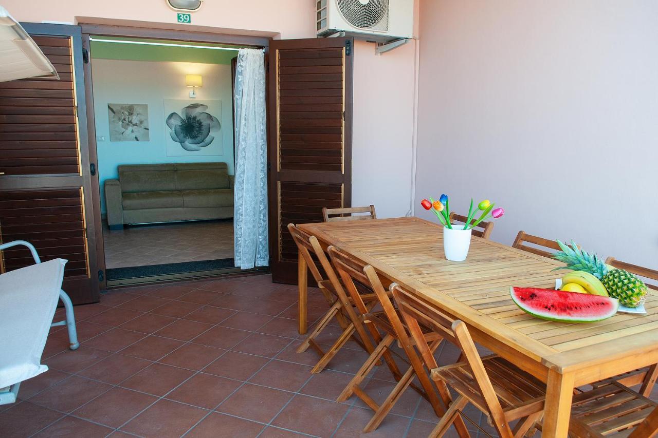 Sunnyhomecefalu39 Exteriör bild