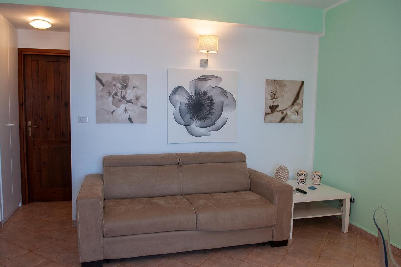 Sunnyhomecefalu39 Exteriör bild
